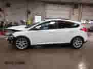 2015 Ford Focus SE с VIN 1FADP3K27FL345519, выставлен на аукционе IAAI как лот 43103903 с пробегом 113 232 миль миль и . История ставок и продаж доступна на DreamBid. Изображение 14.