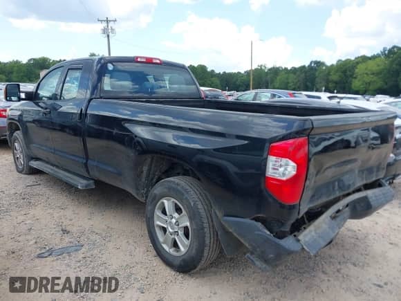 2016 Toyota Tundra SR with VIN 5TFCY5F13GX019937, listed as a IAAI auction lot 42662405 with 80,388 mi miles and . Bid and sale history available at DreamBid. Image 3.