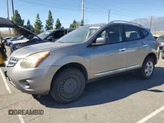 2015 Nissan Rogue S with VIN JN8AS5MT5FW156044, listed as a Copart auction lot 90146885 with 164,424 mi miles and Clean title. Bid and sale history available at DreamBid. Image 1.