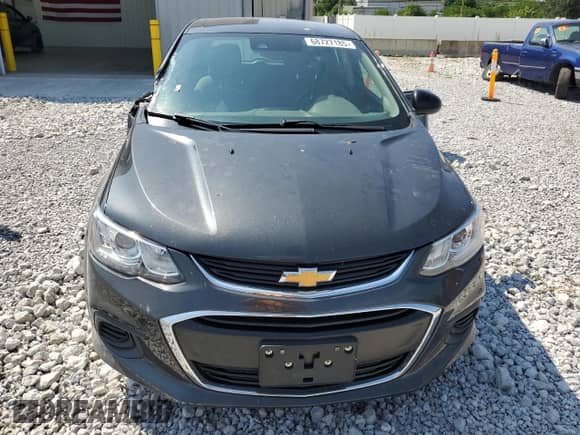 2020 Chevrolet Sonic LT z VIN 1G1JG6SB2L4120048, wystawiony jako Copart lot #68727185 z przebiegiem 83 735 mil mil oraz Szkoda całkowita • Salvage title. Historia ofert i sprzedaży dostępna na DreamBid. Obrazek 5.