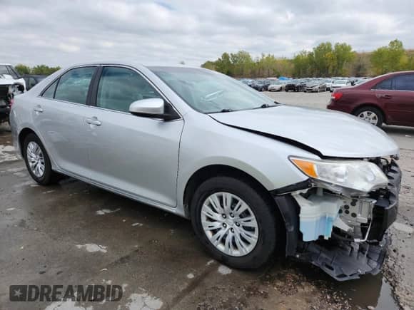 2012 Toyota Camry XLE z VIN 4T1BF1FK6CU103616, wystawiony jako Copart lot #84901765 z przebiegiem 102 402 mil mil oraz Szkoda całkowita • Salvage title. Historia ofert i sprzedaży dostępna na DreamBid. Obrazek 4.