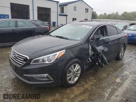 2015 Hyundai Sonata SE z VIN 5NPE24AF3FH235904, wystawiony jako Copart lot #85841335 z przebiegiem 80 523 mil mil oraz Szkoda całkowita • Salvage title. Historia ofert i sprzedaży dostępna na DreamBid. Obrazek 1.