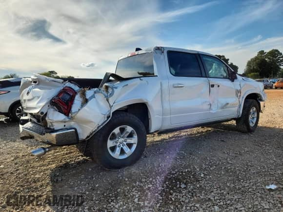 2019 Ram 1500 Laramie с VIN 1C6RREJT6KN628595, выставлен на аукционе Copart как лот 70586805 с пробегом 87 667 миль миль и Списание • Salvage title. История ставок и продаж доступна на DreamBid. Изображение 3.