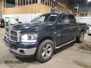 2008 Dodge 1500 SLT z VIN 1D7HU18238S529192, wystawiony jako Copart lot #87462805 z przebiegiem 141 469 mil mil oraz Szkoda całkowita • Salvage title. Historia ofert i sprzedaży dostępna na DreamBid. Obrazek 1.