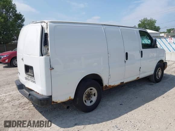 2011 Chevrolet Express Cargo с VIN 1GCWGFCA9B1176457, выставлен на аукционе IAAI как лот 42871323 с пробегом 296 406 миль миль и . История ставок и продаж доступна на DreamBid. Изображение 4.