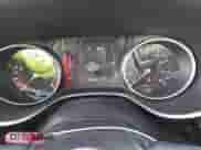 2020 Jeep Compass Latitude z VIN 3C4NJCBB1LT224727, wystawiony jako IAAI lot #41683813 z przebiegiem 36 107 mil mil oraz . Historia ofert i sprzedaży dostępna na DreamBid. Obrazek 7.