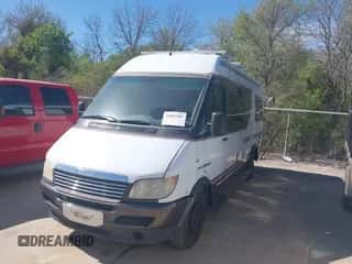 2003 Dodge Sprinter with VIN WD2YD742235506169, listed as a IAAI auction lot 41867585 with 193,259 mi miles and . Bid and sale history available at DreamBid. Image 2.