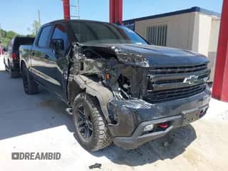 2021 Chevrolet Silverado 1500 LT Trail Boss z VIN 3GCPYFEL8MG302487, wystawiony jako IAAI lot #42066570 z przebiegiem 20 038 mil mil oraz . Historia ofert i sprzedaży dostępna na DreamBid. Obrazek 1.