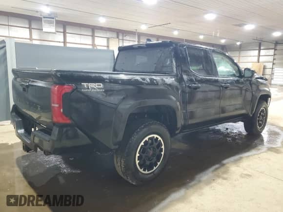2024 Toyota Tacoma TRD Off Road with VIN 3TMLB5JN8RM005102, listed as a Copart auction lot 89516175 with 22,558 mi miles and Salvage title. Bid and sale history available at DreamBid. Image 3.