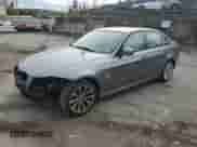 2011 BMW 3 Series 328i xDrive z VIN WBAPK5G54BNN25475, wystawiony jako Copart lot #90435055 z przebiegiem 97 946 mil mil oraz Szkoda całkowita • Salvage title. Historia ofert i sprzedaży dostępna na DreamBid. Obrazek 1.