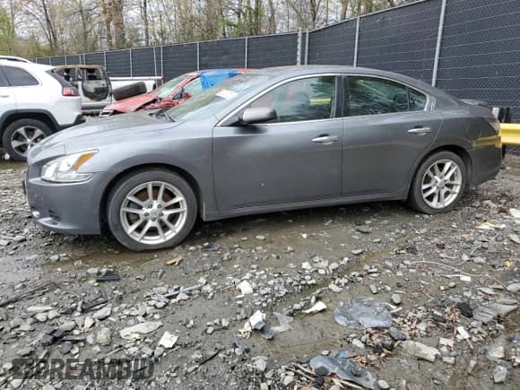 2014 Nissan Maxima SV z VIN 1N4AA5AP1EC454098, wystawiony jako Copart lot #53109785 z przebiegiem 260 297 mil mil oraz Nie do naprawy • Non repairable. Historia ofert i sprzedaży dostępna na DreamBid. Obrazek 1.