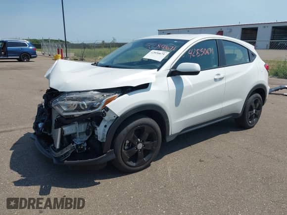 2022 Honda HR-V LX с VIN 3CZRU6H31NM763107, выставлен на аукционе IAAI как лот 42850671 с пробегом 45 840 миль миль и . История ставок и продаж доступна на DreamBid. Изображение 2.