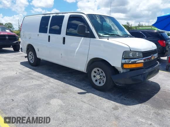 2013 Chevrolet Express Cargo with VIN 1GCSGAFX8D1113984, listed as a IAAI auction lot 42963784 with 178,507 mi miles and . Bid and sale history available at DreamBid. Image 1.