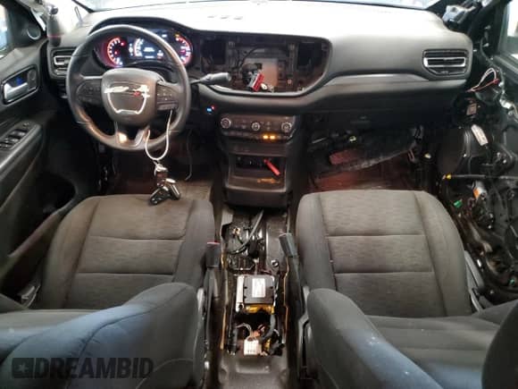 2022 Dodge Durango Pursuit z VIN 1C4RDJFGXNC137040, wystawiony jako Copart lot #82177315 z przebiegiem 14 928 mil mil oraz Czysty tytuł • Clean title. Historia ofert i sprzedaży dostępna na DreamBid. Obrazek 8.