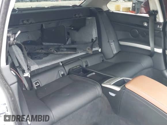 2007 BMW 3 Series 328i with VIN WBAWB33537PV74863, listed as a IAAI auction lot 40780605 with Not provided miles and . Bid and sale history available at DreamBid. Image 8.