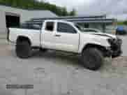2020 Toyota Tacoma SR с VIN 3TYSX5EN3LT000067, выставлен на аукционе Copart как лот 55726575 с пробегом Не указан миль и Списание • Salvage title. История ставок и продаж доступна на DreamBid. Изображение 4.