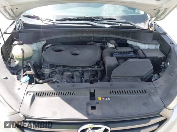 2016 Hyundai Tucson SE with VIN KM8J33A45GU075354, listed as a IAAI auction lot 43085011 with 92,898 mi miles and . Bid and sale history available at DreamBid. Image 10.