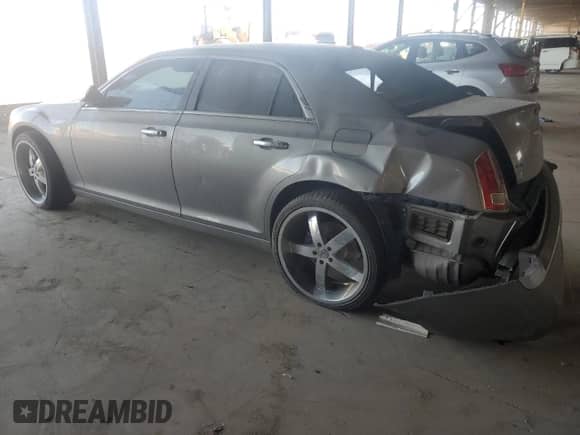 2014 Chrysler 300 C with VIN 2C3CCAKG1EH194498, listed as a Copart auction lot 59938515 with Not provided miles and Salvage title. Bid and sale history available at DreamBid. Image 2.