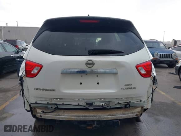 2017 Nissan Pathfinder S с VIN 5N1DR2MM6HC660212, выставлен на аукционе IAAI как лот 41905628 с пробегом 123 669 миль миль и . История ставок и продаж доступна на DreamBid. Изображение 17.