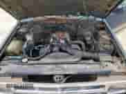 1993 Chevrolet Blazer z VIN 1GNDT13W2P2111444, wystawiony jako Copart lot #61199575 z przebiegiem 177 604 mil mil oraz Czysty tytuł • Clean title. Historia ofert i sprzedaży dostępna na DreamBid. Obrazek 12.