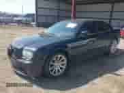 2006 Chrysler 300 C SRT-8 с VIN 2C3KA73W56H332748, выставлен на аукционе IAAI как лот 43292460 с пробегом 168 014 миль миль и . История ставок и продаж доступна на DreamBid. Изображение 17.
