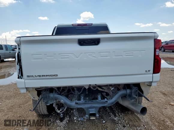 2024 Chevrolet Silverado 2500HD LT z VIN 2GC4YNEYXR1129905, wystawiony jako Copart lot #65594775 z przebiegiem 51 954 mil mil oraz Szkoda całkowita • Salvage title. Historia ofert i sprzedaży dostępna na DreamBid. Obrazek 6.