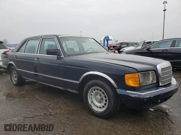 1984 Mercedes-Benz 500 с VIN WDBCA37A8EA078956, выставлен на аукционе Copart как лот 61641665 с пробегом 151 193 миль миль и Списание • Salvage title. История ставок и продаж доступна на DreamBid. Изображение 4.