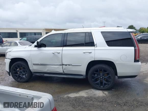 2016 Cadillac Escalade Luxury Collection with VIN 1GYS4BKJ0GR235366, listed as a IAAI auction lot 43391119 with 163,489 mi miles and . Bid and sale history available at DreamBid. Image 14.