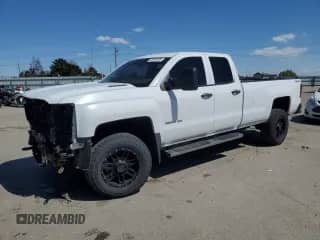2015 Chevrolet Silverado 3500HD LT with VIN 1GC5KZC80FZ104045, listed as a Copart auction lot 53391365 with 337,392 mi miles and Salvage title. Bid and sale history available at DreamBid. Image 1.
