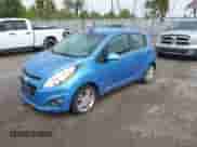 2015 Chevrolet Spark LS с VIN KL8CB6S9XFC737728, выставлен на аукционе IAAI как лот 43454034 с пробегом 84 689 миль миль и . История ставок и продаж доступна на DreamBid. Изображение 2.