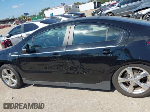 2014 Chevrolet Volt with VIN 1G1RA6E46EU171783, listed as a IAAI auction lot 43411782 with 149,536 mi miles and . Bid and sale history available at DreamBid. Image 13.