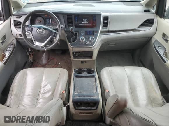 2015 Toyota Sienna LE AAS with VIN 5TDKK3DC6FS641006, listed as a Copart auction lot 69465255 with 200,844 mi miles and Clean title. Bid and sale history available at DreamBid. Image 8.