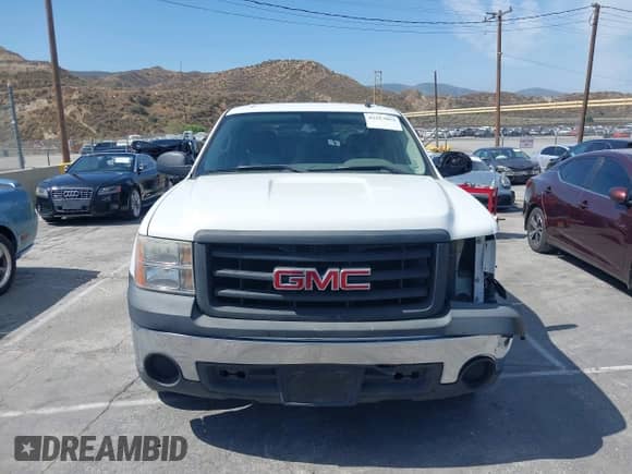 2007 GMC Sierra 1500 SLE1 with VIN 2GTEC13C771681118, listed as a IAAI auction lot 42513052 with 170,314 mi miles and . Bid and sale history available at DreamBid. Image 12.