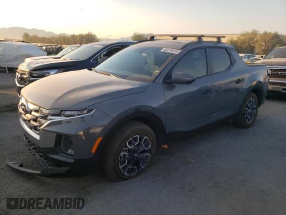 2024 Hyundai Santa Cruz SEL с VIN 5NTJCDDE6RH110478, выставлен на аукционе Copart как лот 62274114 с пробегом 5 230 миль миль и Списание • Salvage title. История ставок и продаж доступна на DreamBid. Изображение 1.