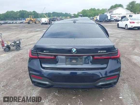 2021 BMW 7 Series 750i xDrive with VIN WBA7U2C0XMCF78623, listed as a IAAI auction lot 42376256 with Not provided miles and . Bid and sale history available at DreamBid. Image 17.