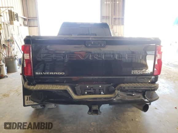 2022 Chevrolet Silverado 3500HD High Country с VIN 1GC4YVEY2NF346626, выставлен на аукционе Copart как лот 67865144 с пробегом 15 913 миль миль и Списание • Salvage title. История ставок и продаж доступна на DreamBid. Изображение 6.