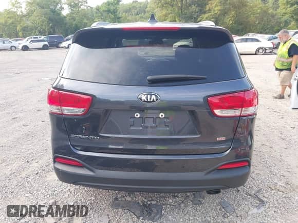 2018 Kia Sorento LX с VIN 5XYPGDA30JG415048, выставлен на аукционе IAAI как лот 42810894 с пробегом 95 463 миль миль и . История ставок и продаж доступна на DreamBid. Изображение 17.