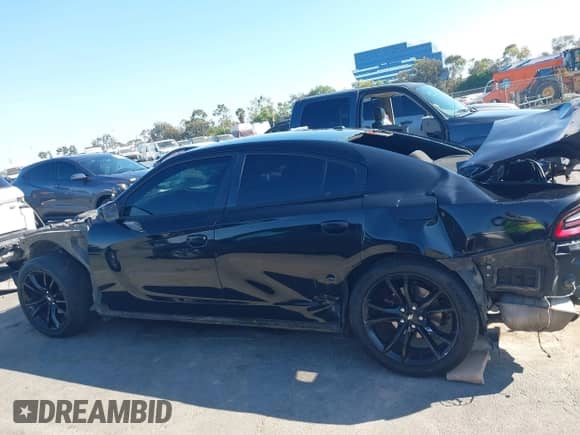 2018 Dodge Charger SXT with VIN 2C3CDXBGXJH179198, listed as a IAAI auction lot 43237361 with 192,559 mi miles and . Bid and sale history available at DreamBid. Image 15.