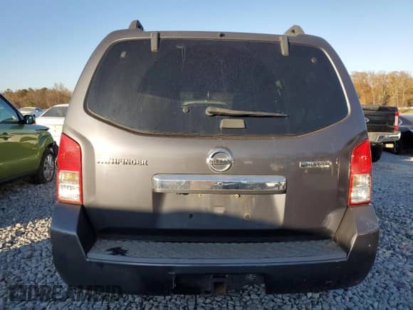 2012 Nissan Pathfinder SV z VIN 5N1AR1NN6CC606647, wystawiony jako Copart lot #85450564 z przebiegiem 231 511 mil mil oraz Szkoda całkowita • Salvage title. Historia ofert i sprzedaży dostępna na DreamBid. Obrazek 6.