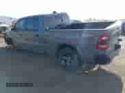 2020 Ram 1500 Big Horn z VIN 1C6SRFMT2LN399028, wystawiony jako IAAI lot #42356698 z przebiegiem 53 849 mil mil oraz . Historia ofert i sprzedaży dostępna na DreamBid. Obrazek 3.