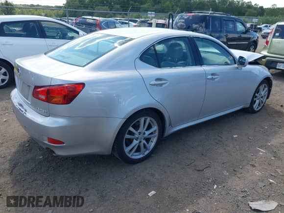 2006 Lexus IS 250 z VIN JTHBK262965007501, wystawiony jako IAAI lot #43107607 z przebiegiem 90 377 mil mil oraz . Historia ofert i sprzedaży dostępna na DreamBid. Obrazek 4.