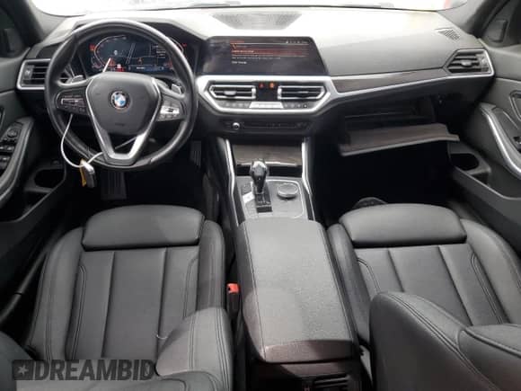 2020 BMW 3 Series 330i xDrive z VIN 3MW5R7J06L8B23523, wystawiony jako Copart lot #80331495 z przebiegiem 83 100 mil mil oraz Czysty tytuł • Clean title. Historia ofert i sprzedaży dostępna na DreamBid. Obrazek 8.