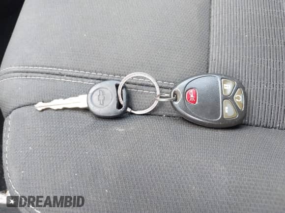 2017 Chevrolet Traverse LT с VIN 1GNKRGKD6HJ348468, выставлен на аукционе IAAI как лот 42620723 с пробегом 111 950 миль миль и . История ставок и продаж доступна на DreamBid. Изображение 11.