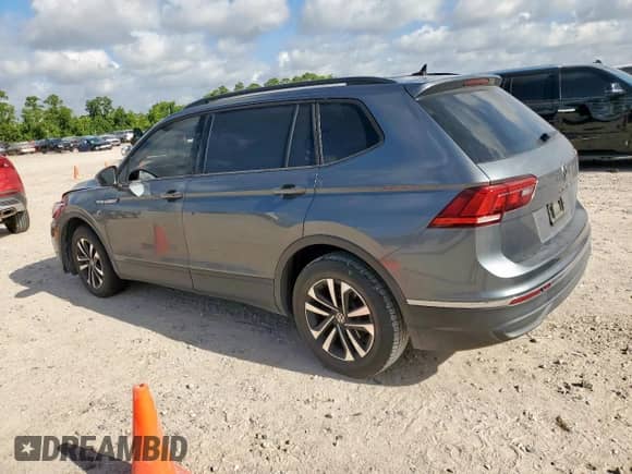 2023 Volkswagen Tiguan S с VIN 3VVRB7AX9PM054217, выставлен на аукционе Copart как лот 65826785 с пробегом 38 191 миль миль и Списание • Salvage title. История ставок и продаж доступна на DreamBid. Изображение 2.