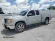 2010 GMC Sierra 1500 SLE z VIN 1GTSCVE08AZ131079, wystawiony jako Copart lot #61033675 z przebiegiem 193 451 mil mil oraz Szkoda całkowita • Salvage title. Historia ofert i sprzedaży dostępna na DreamBid. Obrazek 1.