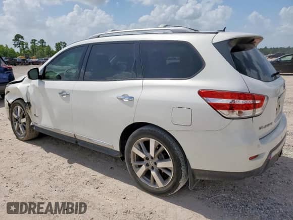 2014 Nissan Pathfinder Platinum Hybrid with VIN 5N1CR2MNXEC660701, listed as a Copart auction lot 61634125 with 136,378 mi miles and Salvage title. Bid and sale history available at DreamBid. Image 2.