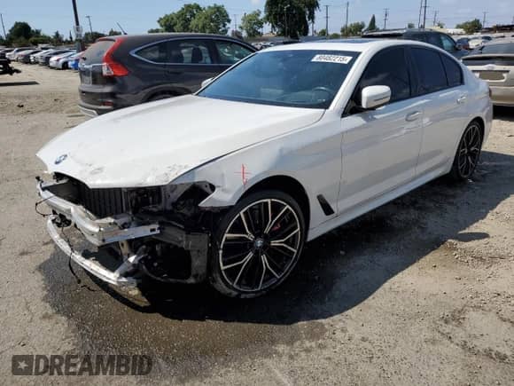 2023 BMW 5 Series 530i с VIN WBA53BH07PWY02269, выставлен на аукционе Copart как лот 80482215 с пробегом 25 707 миль миль и Списание • Salvage title. История ставок и продаж доступна на DreamBid. Изображение 1.