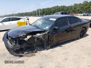 2018 Dodge Charger SXT z VIN 2C3CDXBG6JH284854, wystawiony jako Copart lot #70371615 z przebiegiem Nie podano mil oraz Szkoda całkowita • Salvage title. Historia ofert i sprzedaży dostępna na DreamBid. Obrazek 1.