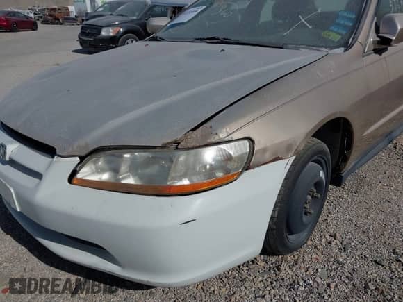 2001 Honda Accord LX z VIN 1HGCG66521A022612, wystawiony jako IAAI lot #39372406 z przebiegiem Nie podano mil oraz . Historia ofert i sprzedaży dostępna na DreamBid. Obrazek 6.