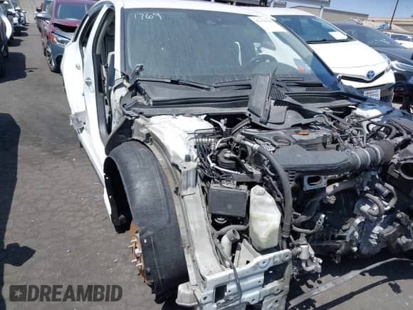 2018 Honda Accord Touring with VIN 1HGCV2F9XJA002139, listed as a IAAI auction lot 42324789 with Not provided miles and . Bid and sale history available at DreamBid. Image 20.